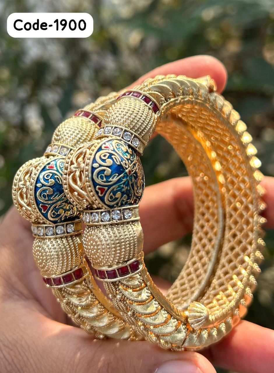 “Regal Heritage Bangles ✨”