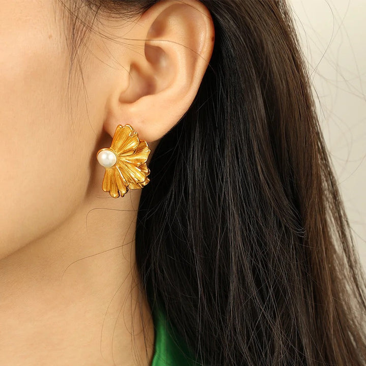 Petal Pearl Earrings