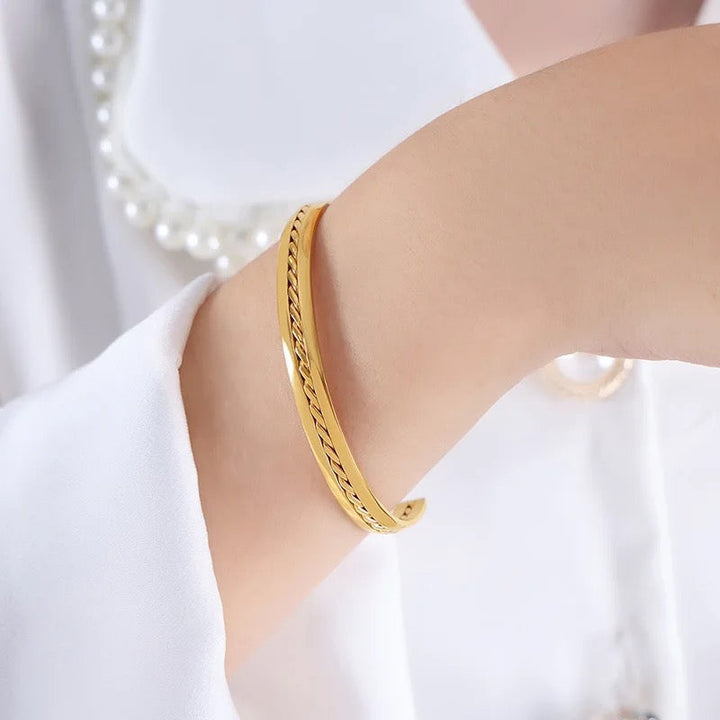 Twisted Gold Bangle