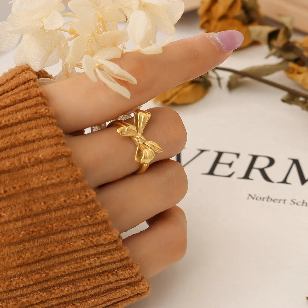 Golden Bow Ring