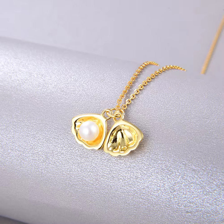 Ocean Treasure Pearl Shell Necklace