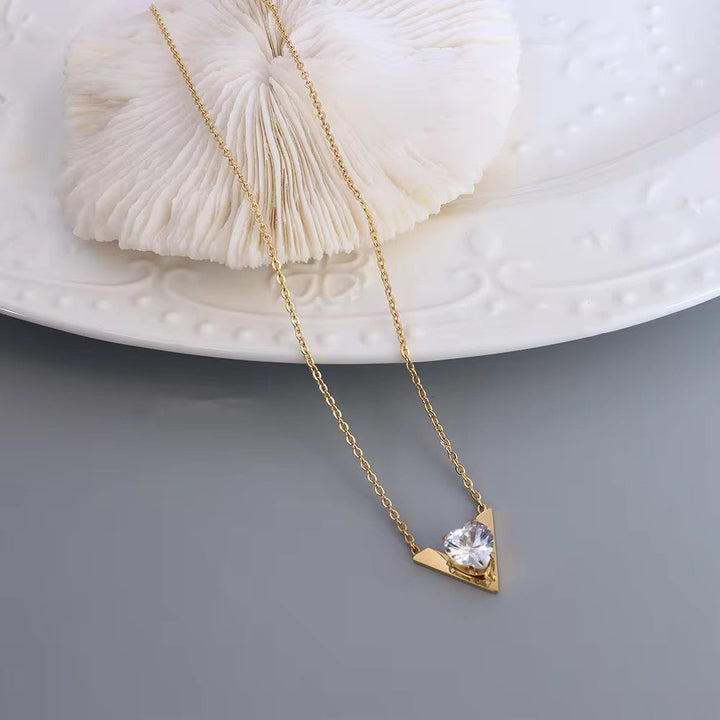 Minimal V-Cut Crystal Necklace