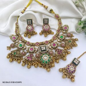 Heritage Necklace 2