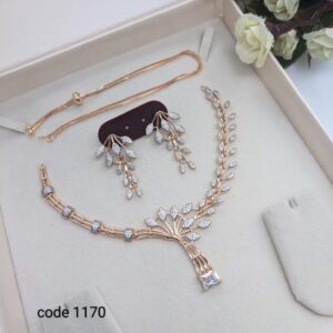 Heritage Necklace 19